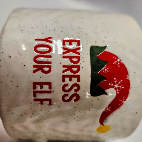 GlobalDesigns Collections Holiday, " Express Your Elf Mug" - Picture 8 of 8